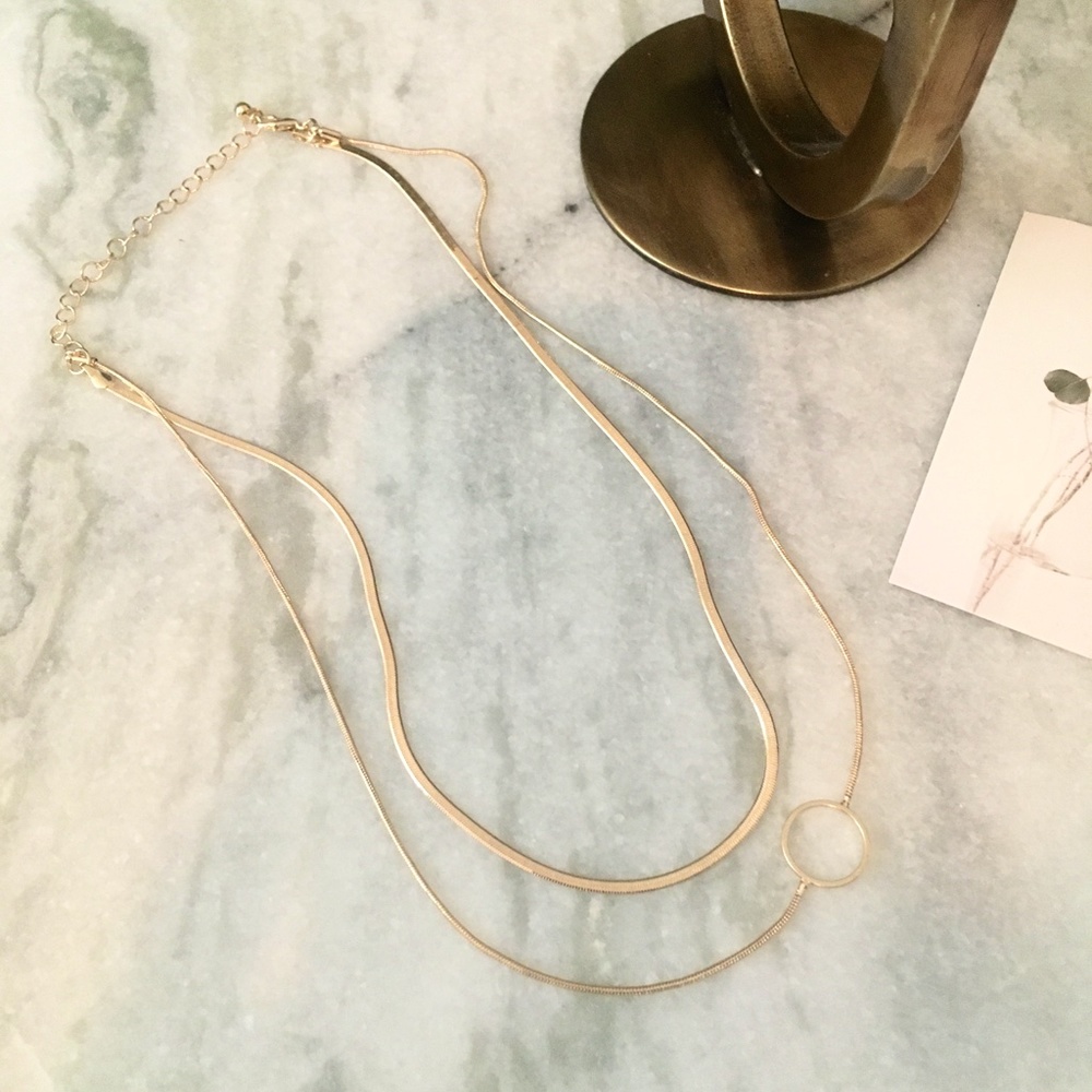 Layered Circle Snake Chain Chic Gold Necklace - Picture 4 of 8